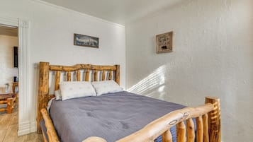 Apartment (1 Bedroom) | Interior