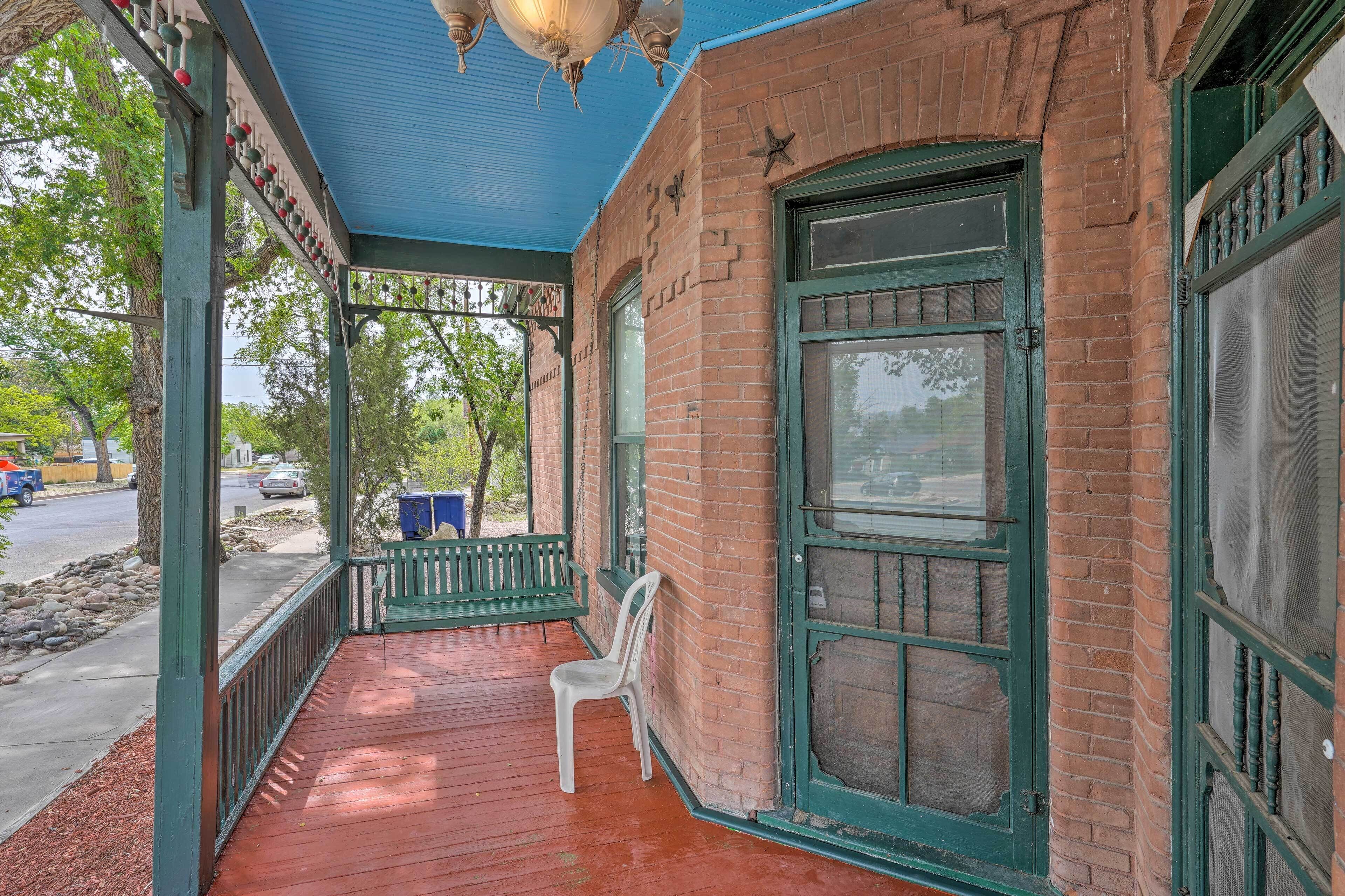 Quaint Cañon City Retreat < 1 Mi to Railroad!