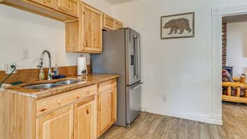 Apartment (1 Bedroom) | Interior