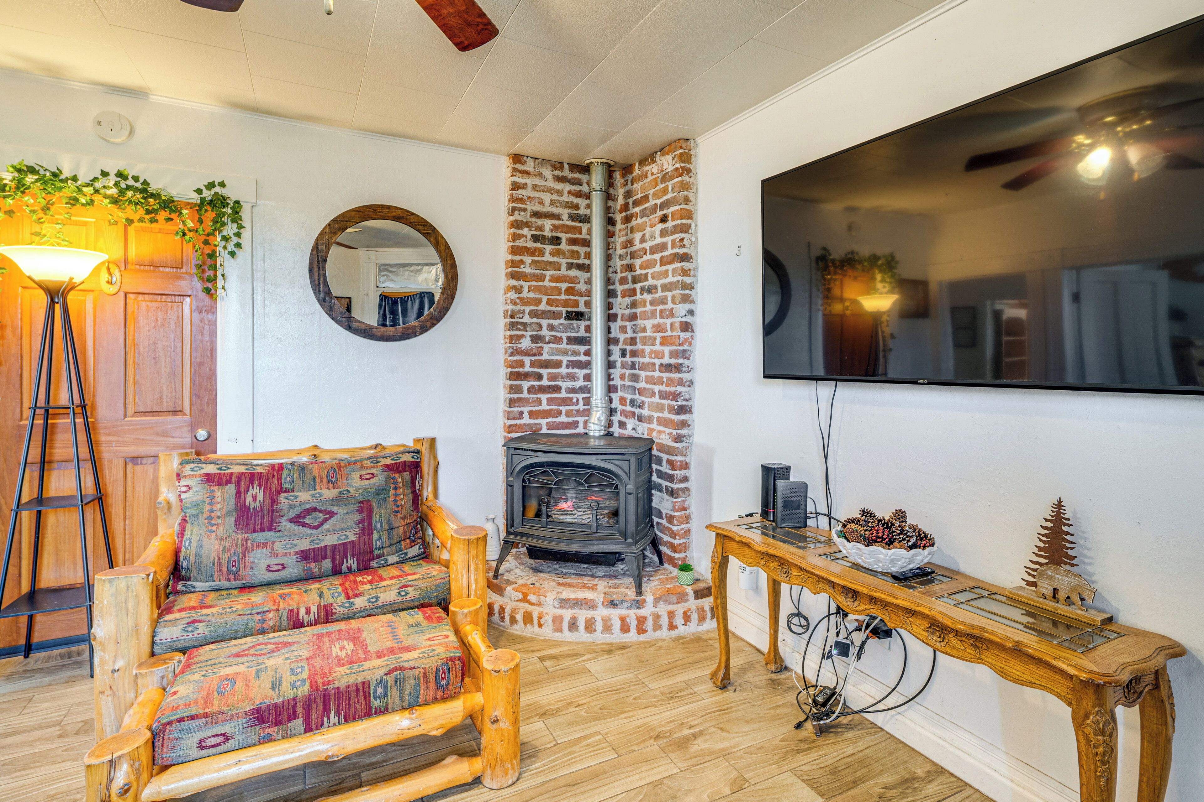 Apartment (1 Bedroom) | Interior