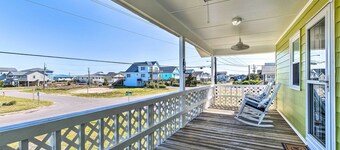 Quaint 'sand Dollar Sandbar' - Walk to Beach!