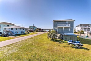 House (4 Bedrooms) | Interior - Quaint 'sand Dollar Sandbar' - Walk to Beach! (Holly Ridge)