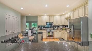 House (4 Bedrooms) | Bahagian dalam