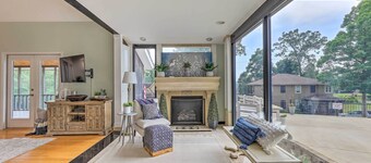 Pickwick Lake Home w/ Screened-in Porch, Dock