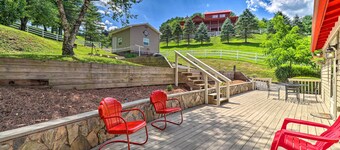 Fish, Float & Relax Fireside: Home Near New River!