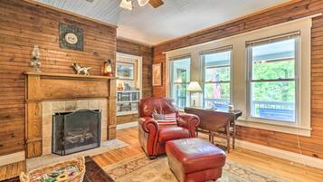 House (3 Bedrooms) | Front of property