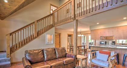 Refined Resort Residence Near Silver Dollar City!