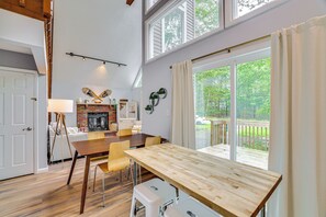 House (2 Bedrooms) | Interior - 15 Mi to Ski Resort: Home w/ Fire Pit in Tobyhanna (Tobyhanna)