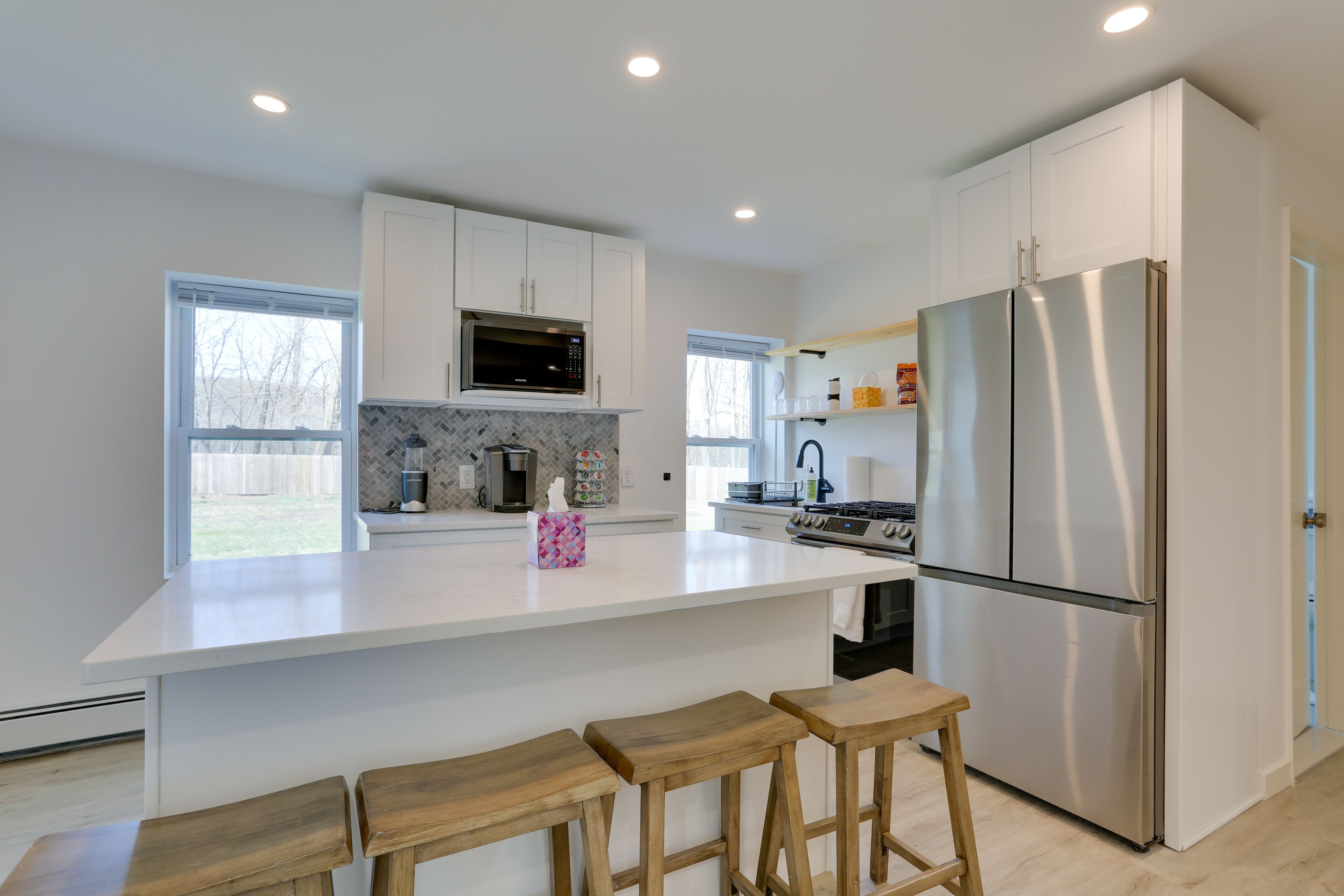 Renovated Hudson Valley Apartment w/ Fire Pit!