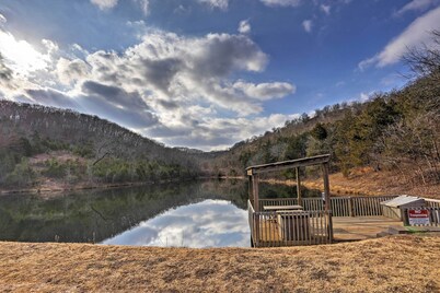 Reeds Spring Condo Near Aquarium at the Boardwalk!