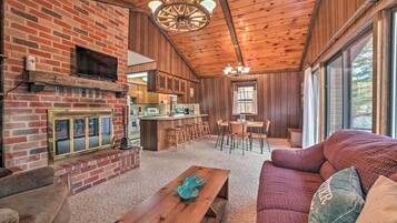 House (3 Bedrooms) | Front of property