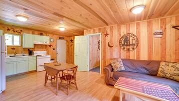 House (1 Bedroom) | Interior