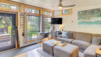 Rumah (2 Bedrooms) | Interior