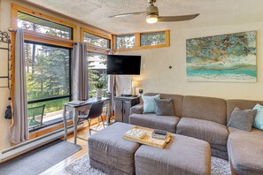 Casa (2 Bedrooms) | Interior