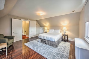 Apartment (3 Bedrooms) | Interior - Walk to Shops, Dining & City Park: Reading Apt (Reading)