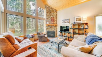 Cottage (3 Bedrooms) | Front of property