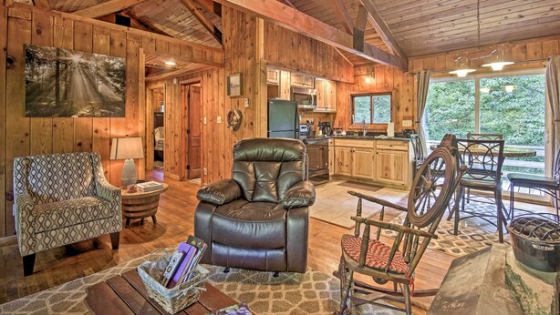 House (2 Bedrooms) | Interior - Secluded Stanardsville Cabin w/ 10 Acres & Hot Tub (Stanardsville)