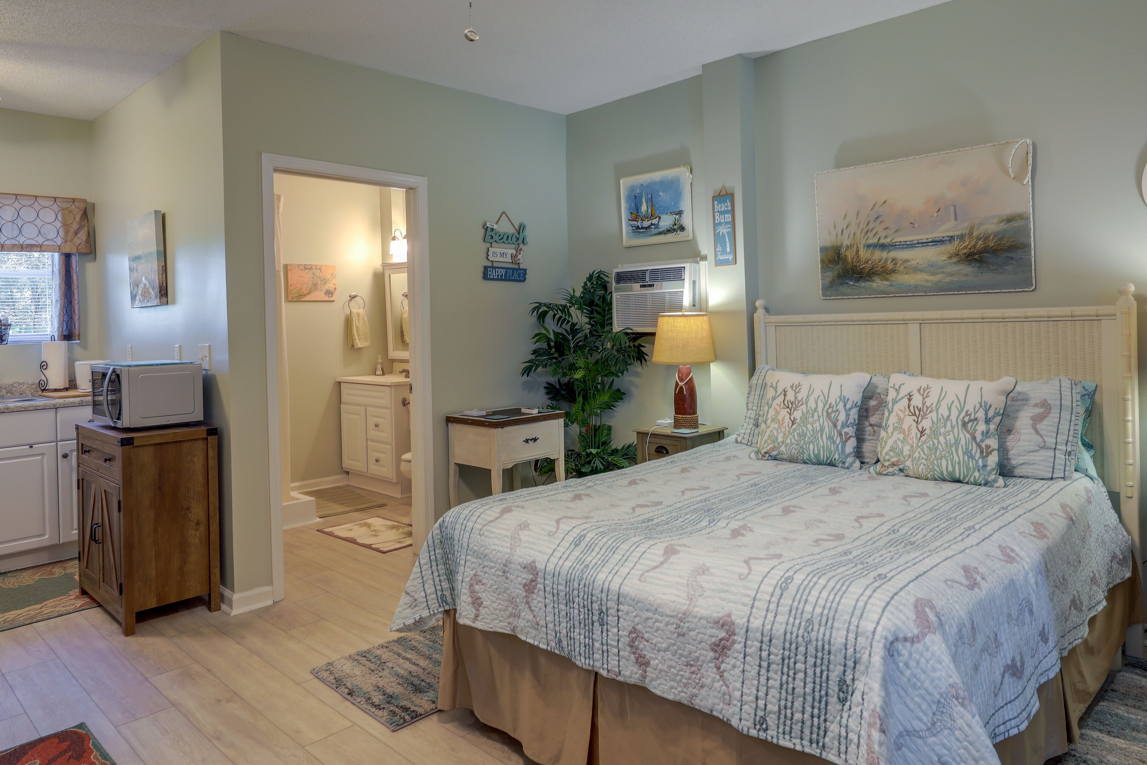 Sneads Ferry Vacation Rental Studio w/ Water Views