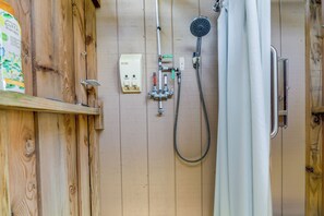 Apartment (0 Bedroom) | Interior - Sneads Ferry Vacation Rental Studio w/ Water Views (Sneads Ferry)