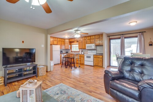 Shell Knob Home w/ Fire Pit, Near Table Rock Lake!