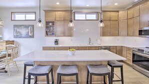 Nhà (3 Bedrooms) | Nội thất
