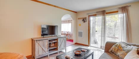 House (2 Bedrooms) | Front of property