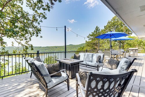 Table Rock Lake Hideaway w/ Deck: Bring Your Boat!