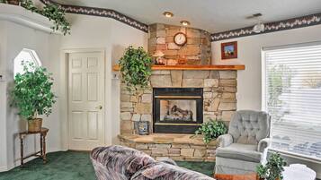 Apartment (0 Bedroom) | Interior