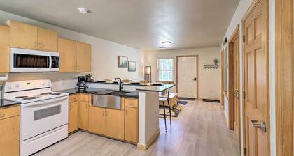 Unit < 11 Mi to Alma Performing Arts Center!