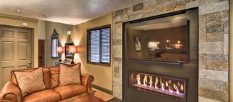 Modern Home w/ Patio: 3 Mi to Beaver Creek Resort!