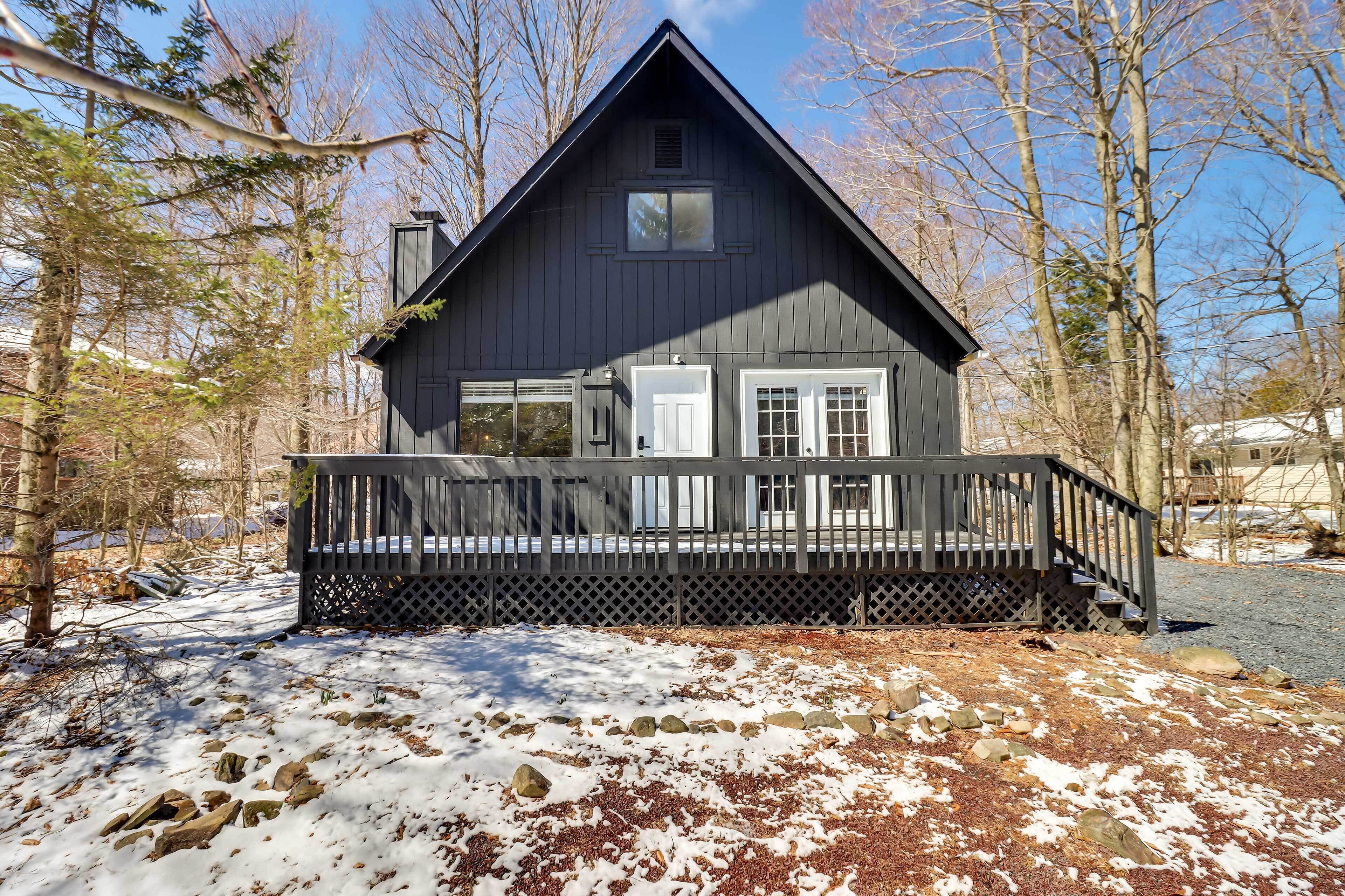 Tobyhanna Vacation Home w/ Community Pool Access