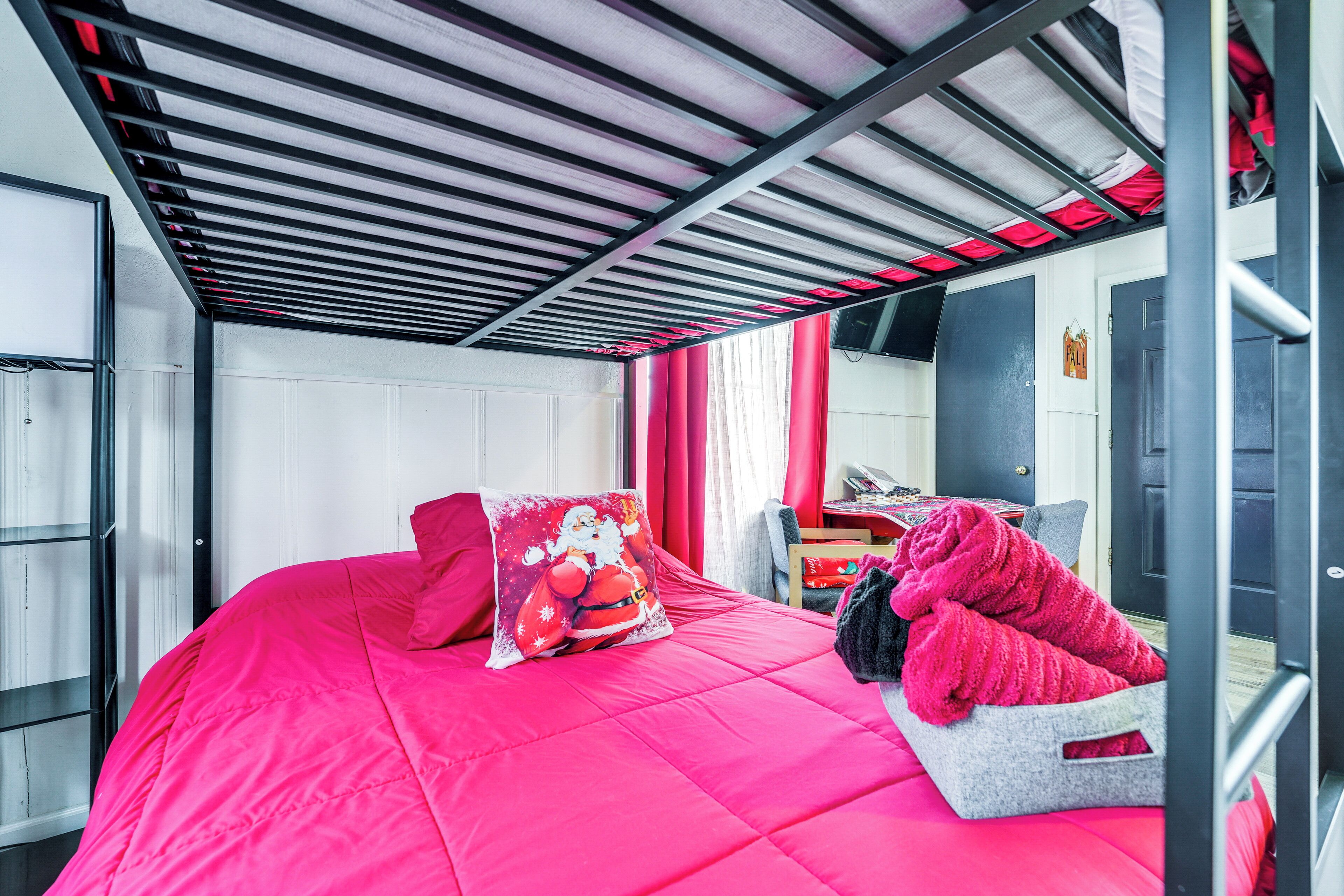 Apartment (0 Bedroom) | Interior