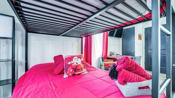 Apartment (0 Bedroom) | Interior