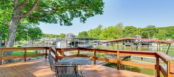 Private Dock on Fishing Cove: Camdenton Getaway