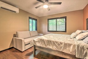 House (6 Bedrooms) | Interior - Hot Tub & Fire Pit: Waterfront Lake Harmony Home (Lake Harmony)