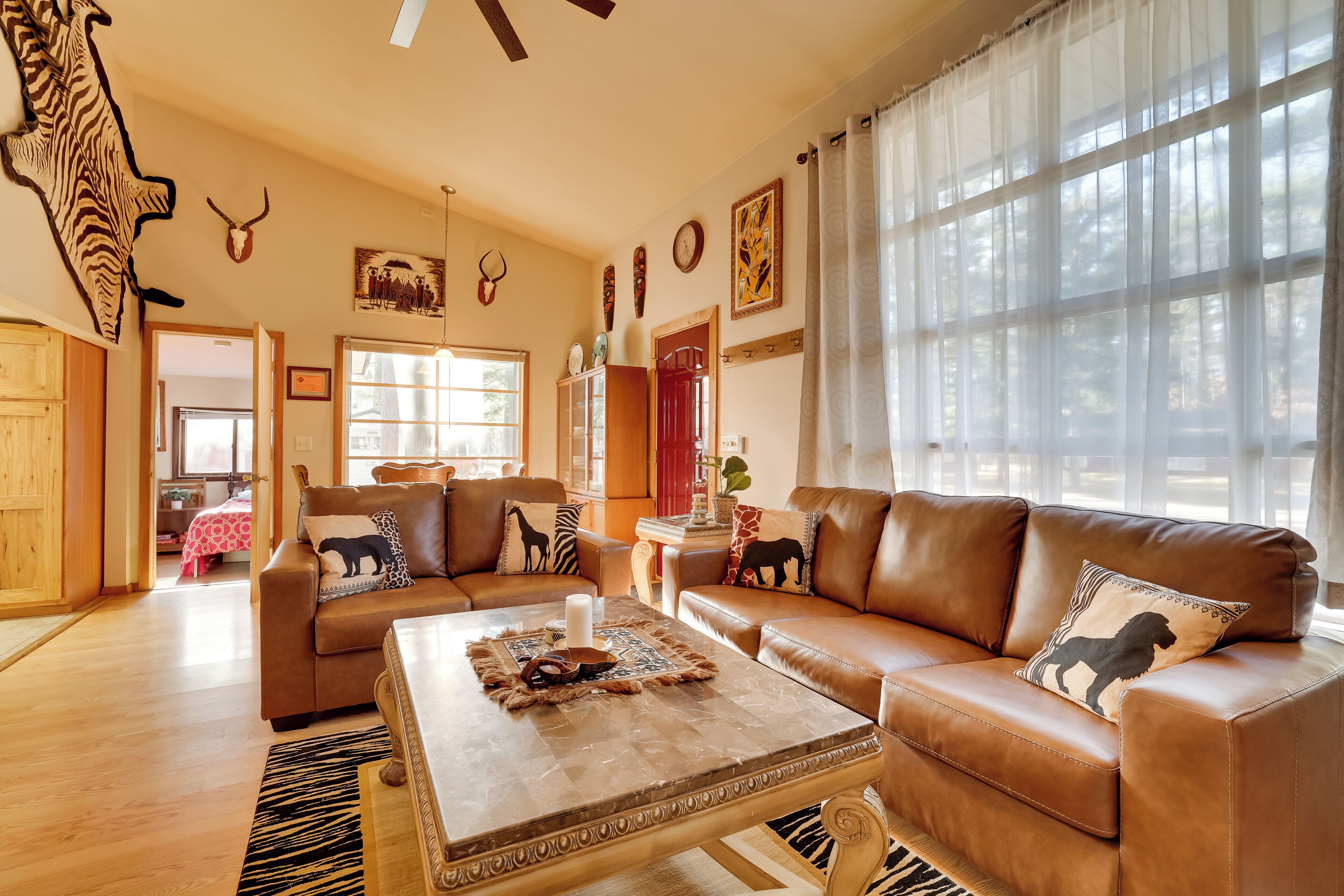 House (2 Bedrooms) | Interior