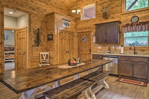 House (4 Bedrooms) | Interior - Branson West Cabin w/ Pool Access & Golfing (Reeds Spring)
