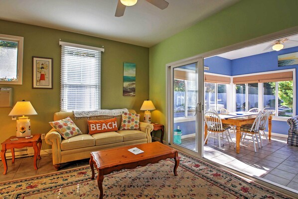 Interior - Wells Cottage w/ Resort Amenities - 1 Mi to Beach! (Wells)