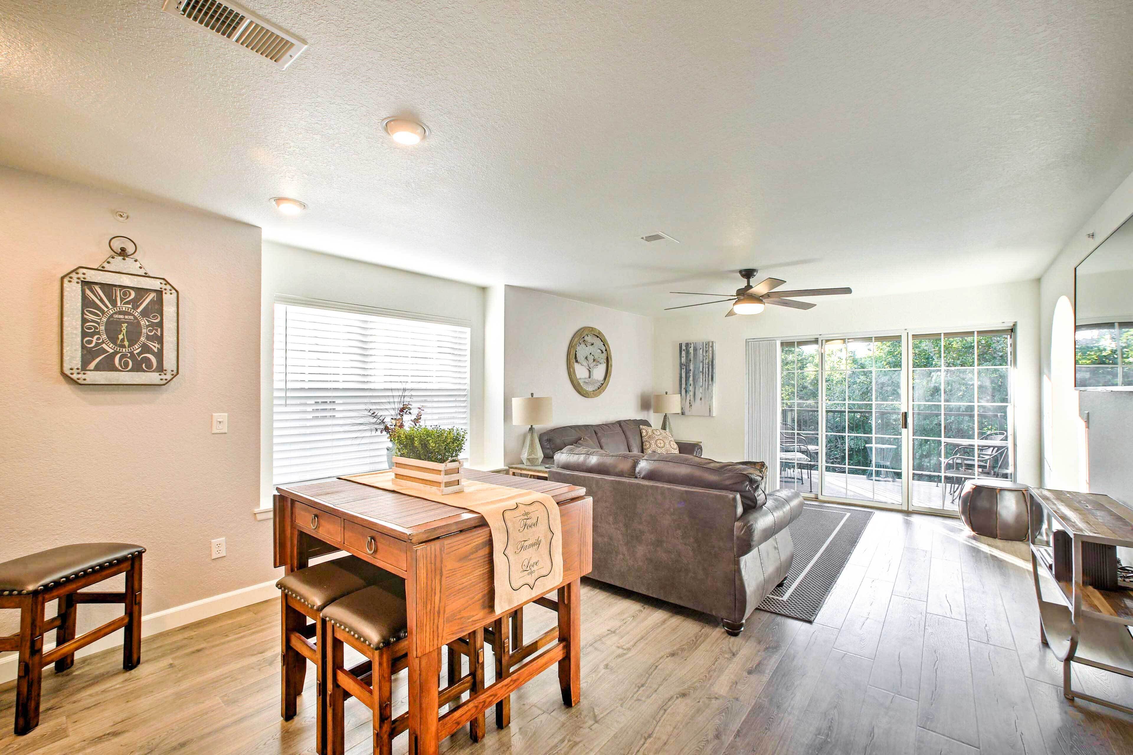 Apartment (2 Bedrooms) | Front of property