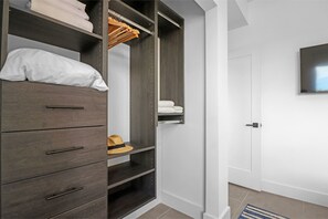Schrank