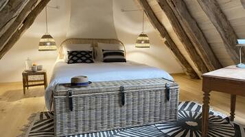 2 makuuhuonetta, Wi-Fi, vuodevaatteet