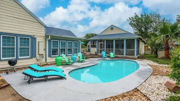 House (2 Bedrooms) | Property amenity