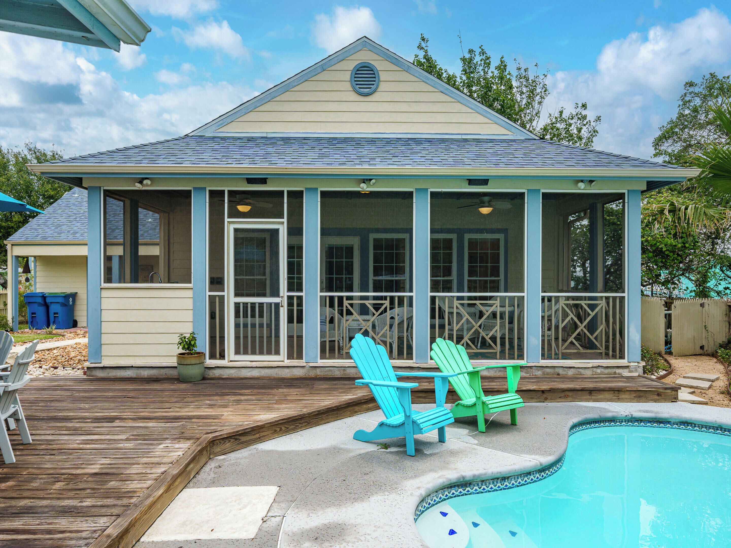 House (2 Bedrooms) | Pool