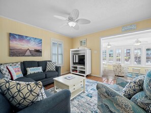 House (3 Bedrooms) | Property amenity - Pelican Cove by Miss Kitty’s (Rockport)