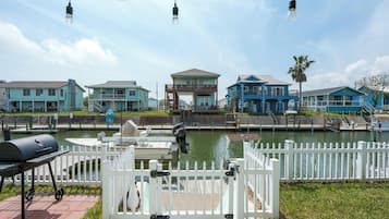 House (3 Bedrooms) | Property amenity