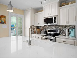 House (3 Bedrooms) | Property amenity - Pelican Cove by Miss Kitty’s (Rockport)