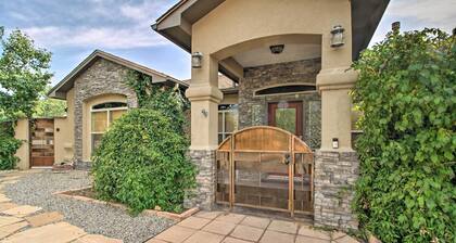 Albuquerque Studio With Shared Pool & Fire Pit!
