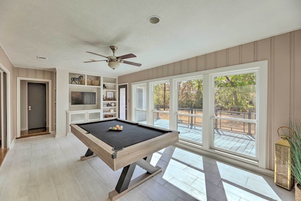 Game room