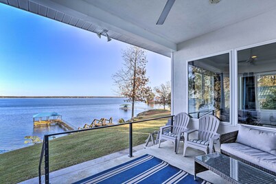 Beautiful Waterfront Getaway w/ Dock!