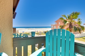 Interior - Beachfront, Pet-friendly South Padre Island Condo (South Padre Island)
